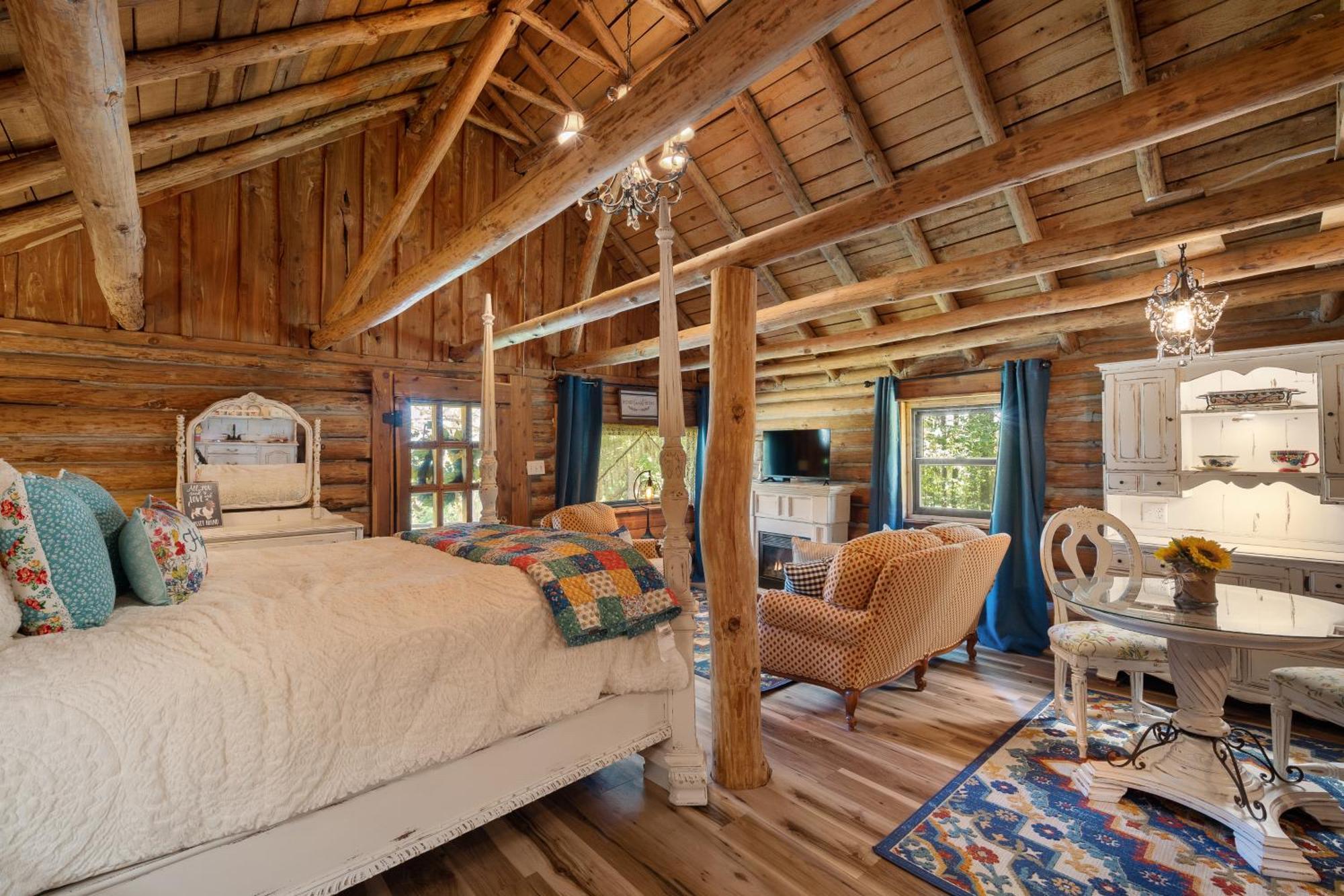 Spring Hill Farm - The Happy Hound Villa Alma Екстериор снимка