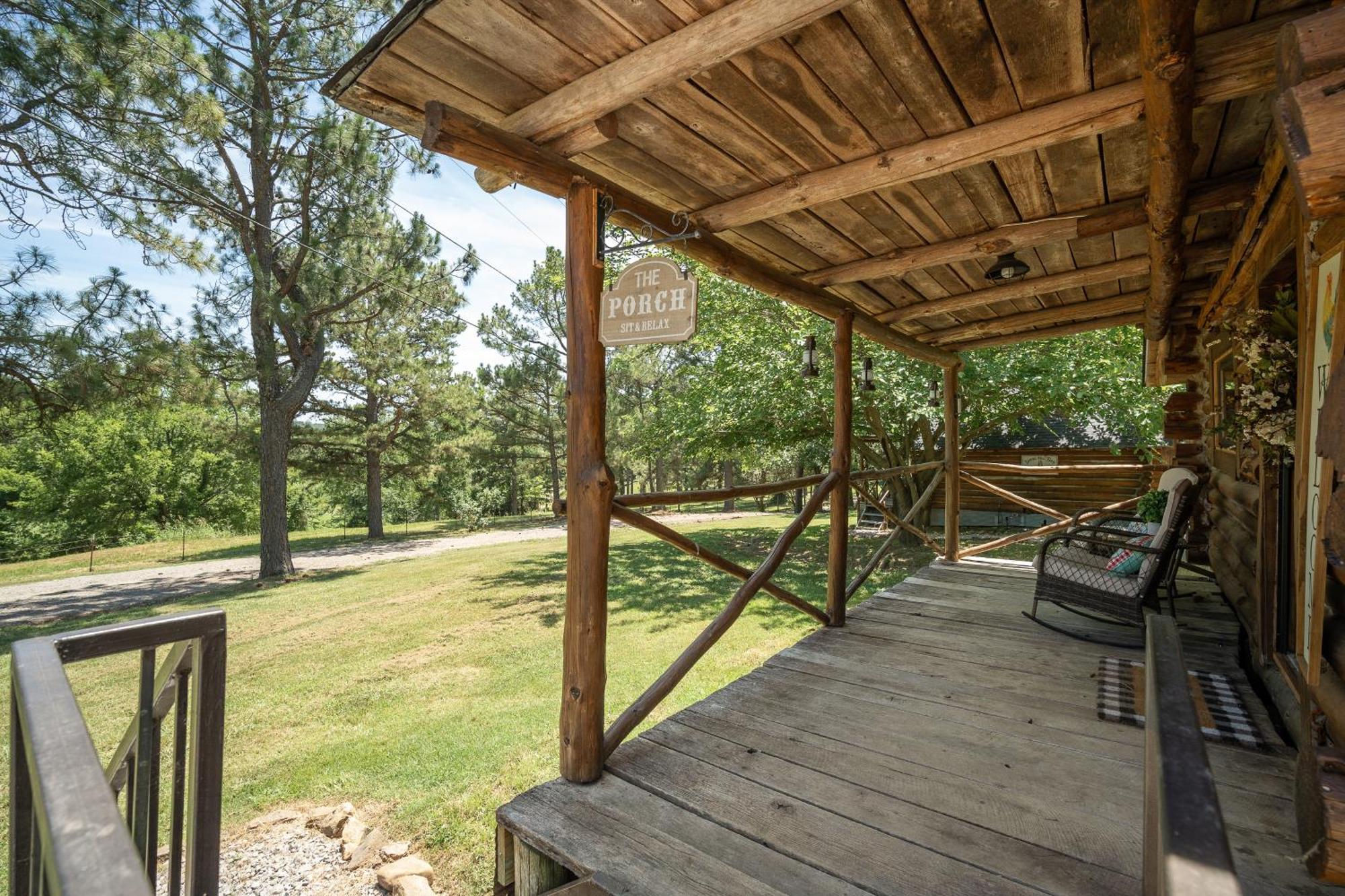 Spring Hill Farm - The Happy Hound Villa Alma Екстериор снимка