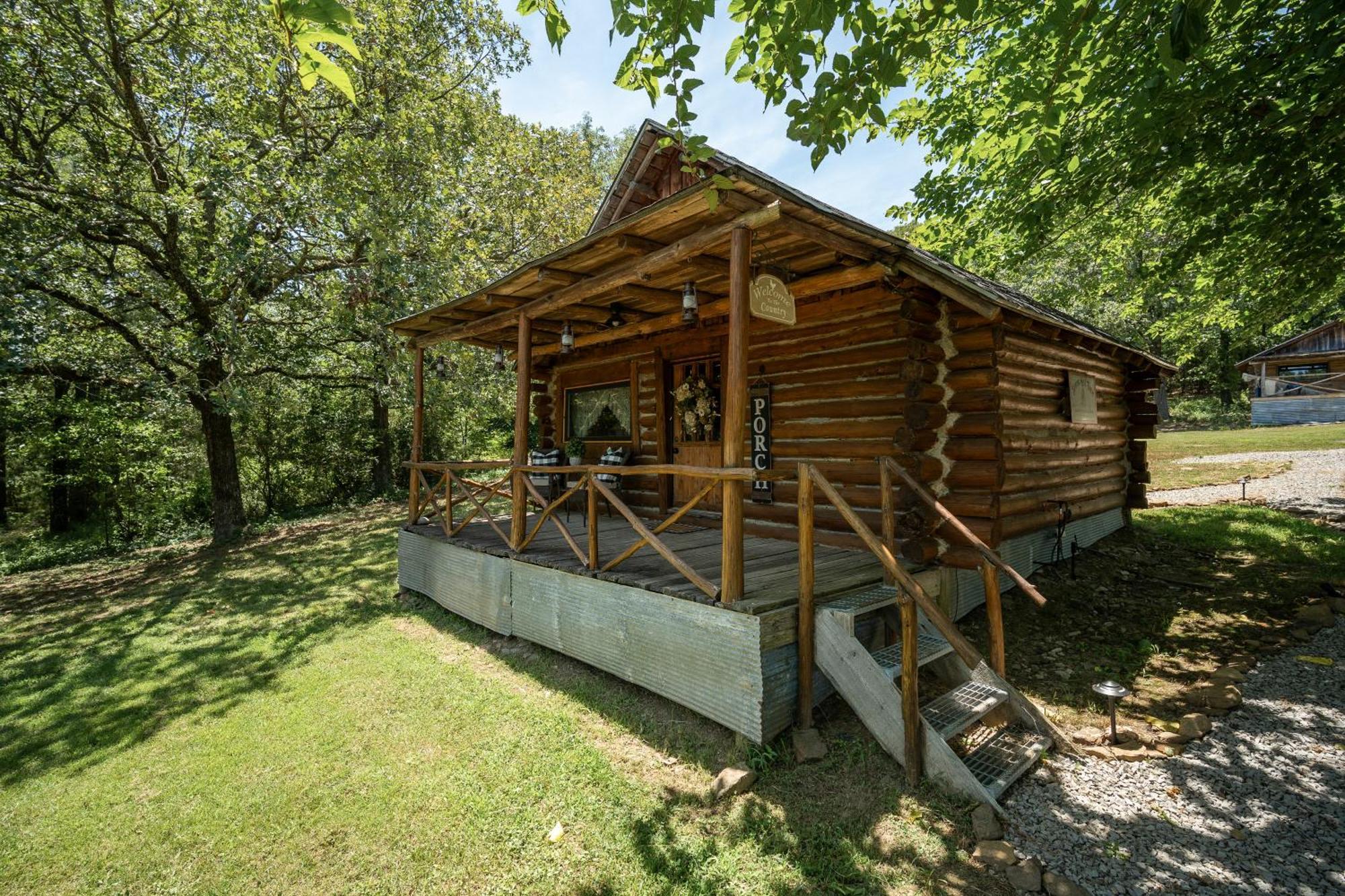 Spring Hill Farm - The Happy Hound Villa Alma Екстериор снимка