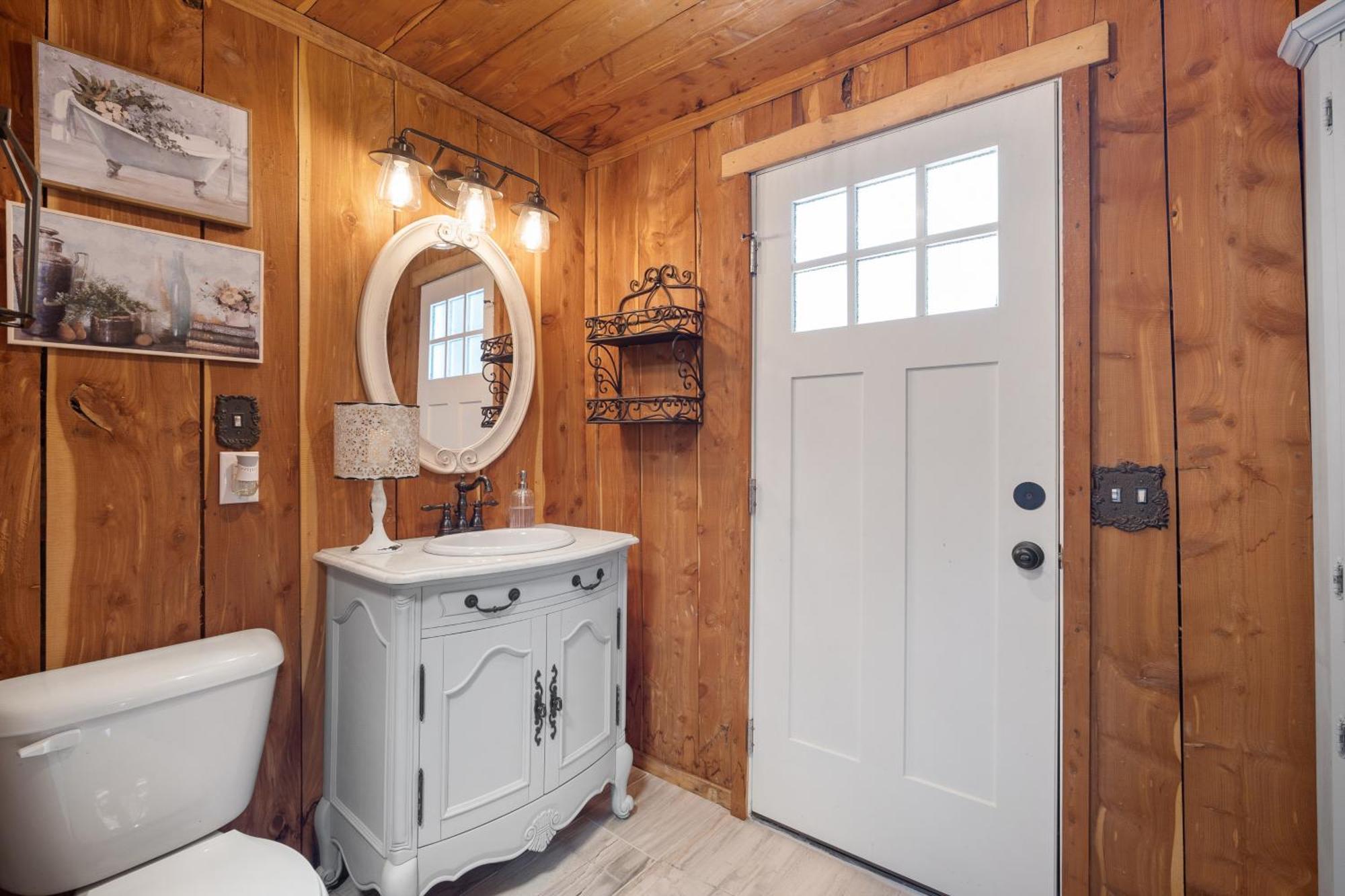 Spring Hill Farm - The Happy Hound Villa Alma Екстериор снимка