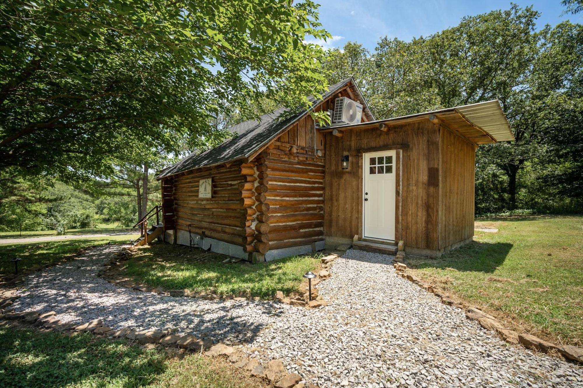 Spring Hill Farm - The Happy Hound Villa Alma Екстериор снимка